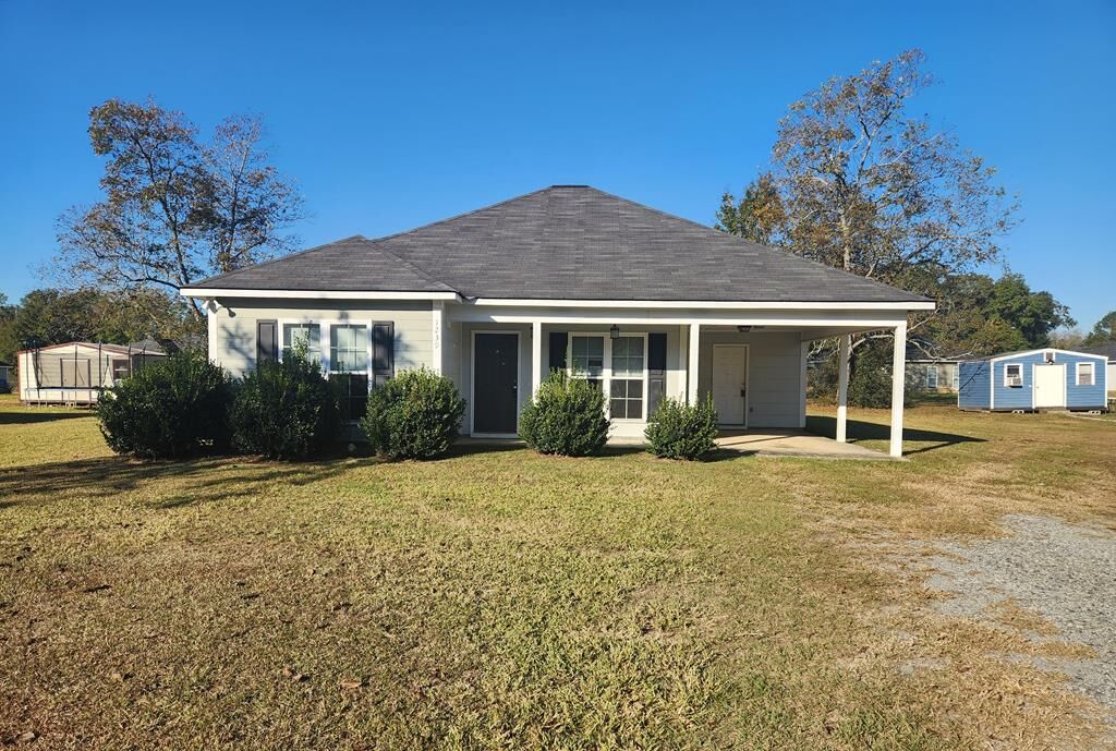 Property Photo:  1239 NE Askew Dr.  GA 39842 