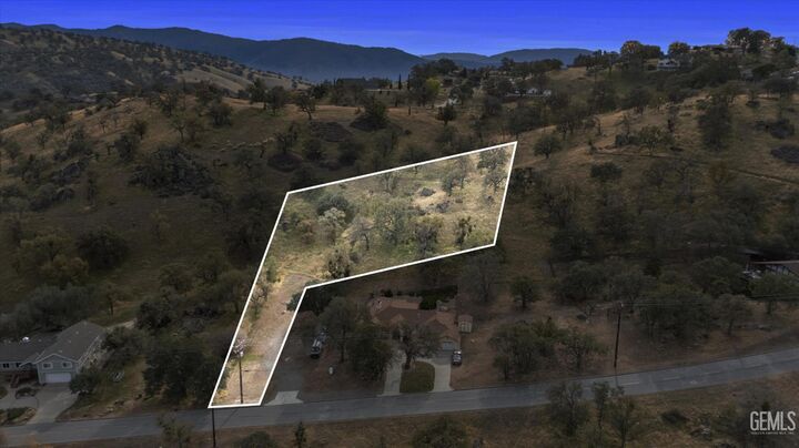 0 San Joaquin Dr.  Tehachapi CA 93561 photo