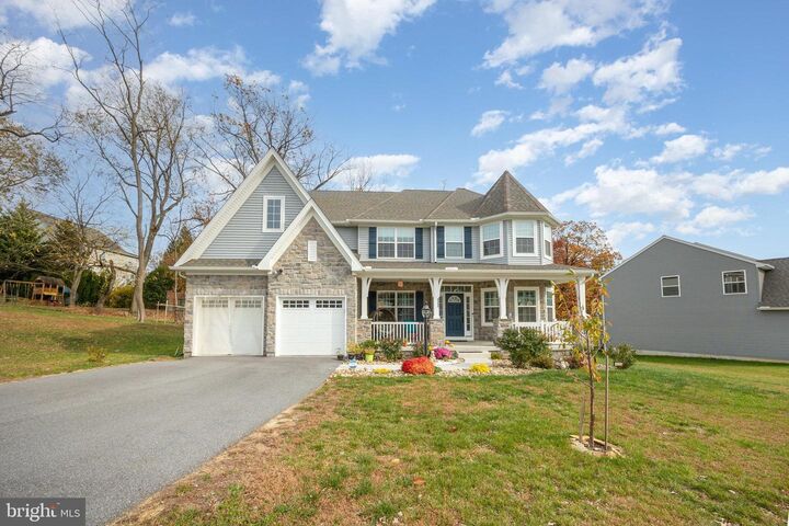 4555 Lark Meadows Drive  Mechanicsburg PA 17055 photo