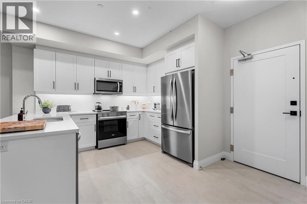 Property Photo: 1882 Gordon Street 211 ON N1K 0P6