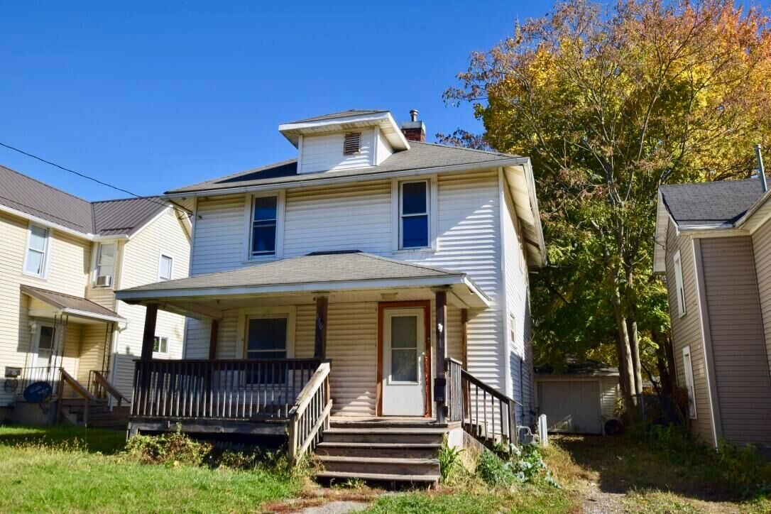 Property Photo: 636 Mary Street OH 43302