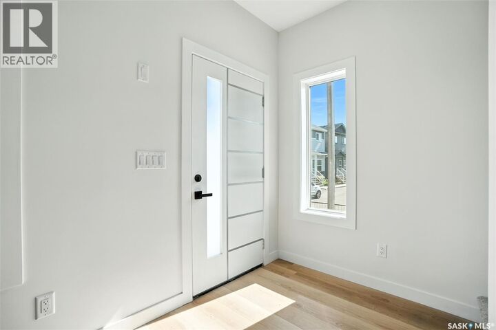 Property Photo:  163 1509 Richardson Road  SK S7L 4E1 