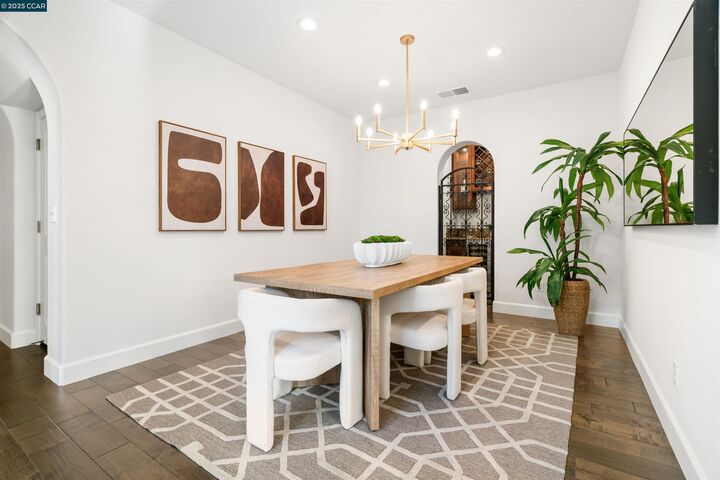 Property Photo:  108 Geranium Ct  CA 94582 