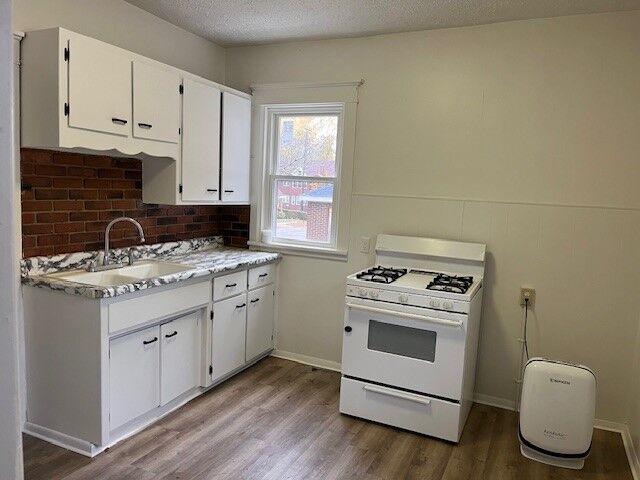 Property Photo:  521 Raspberry Street  PA 16507 