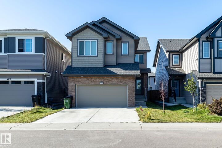 1624 Erker Way NW  Edmonton AB T6M 0Z8 photo