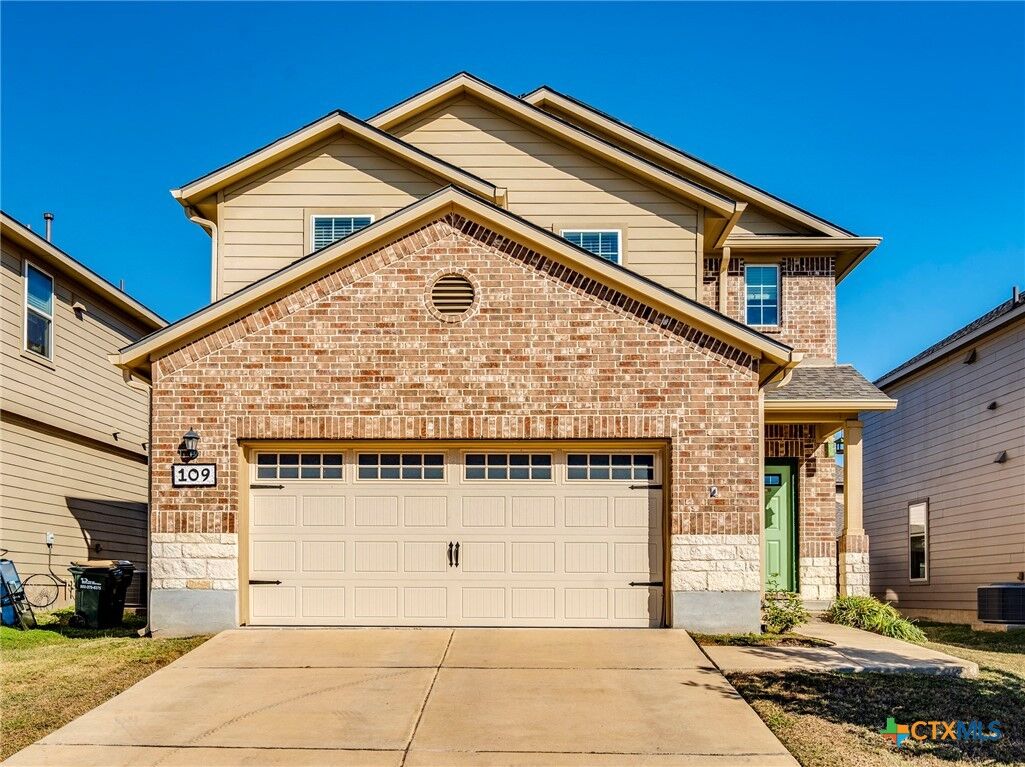 Property Photo: 109 Tallow Trail TX 78666