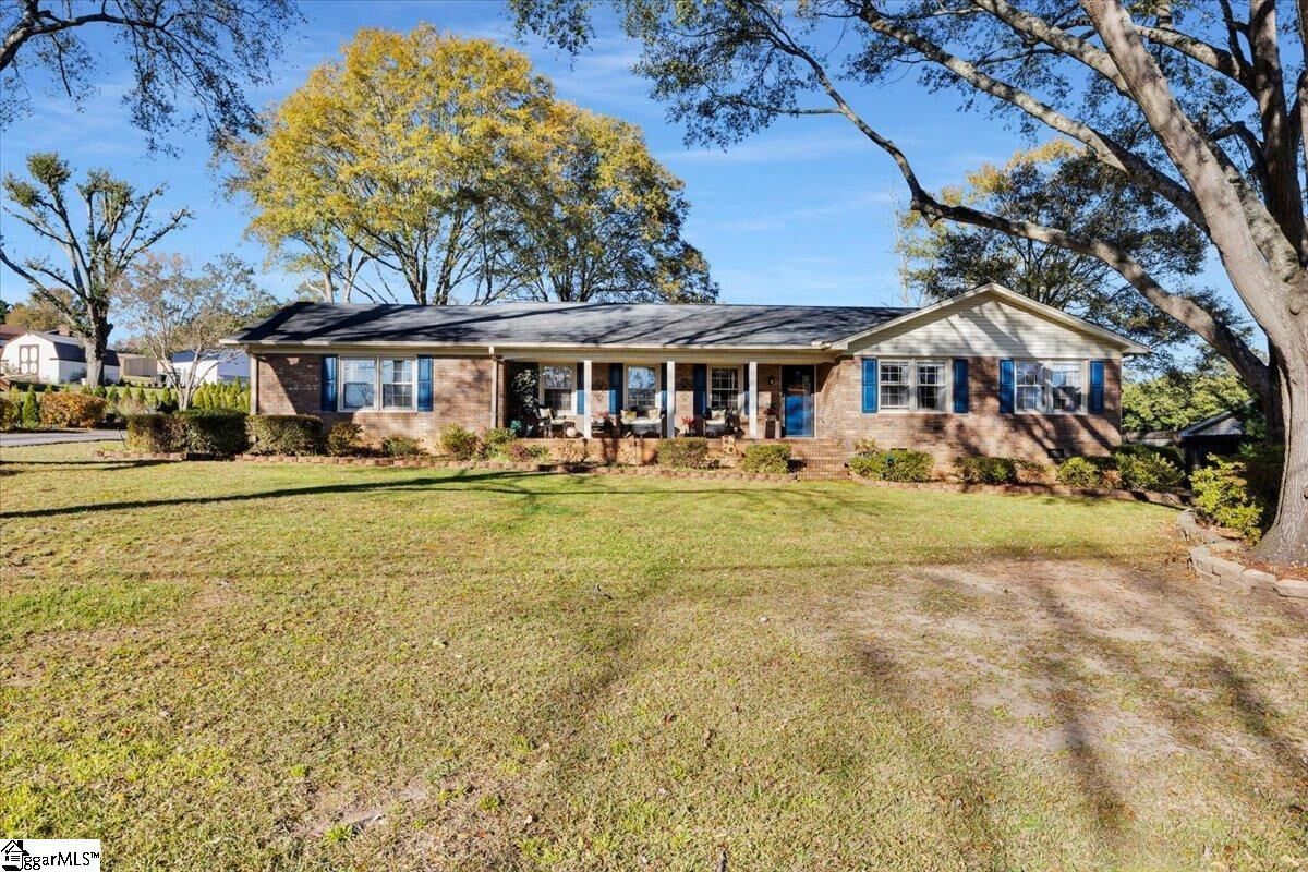 Property Photo: 104 Carolina Avenue SC 29640