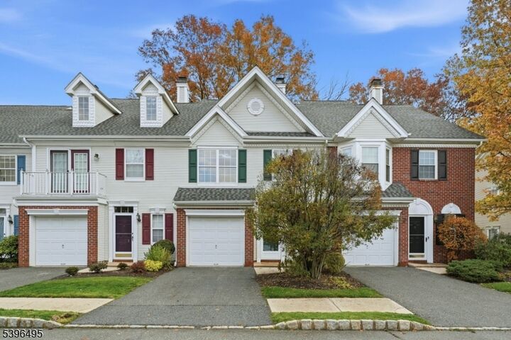 71 Washington Ct  Montville Twp. NJ 07082 photo