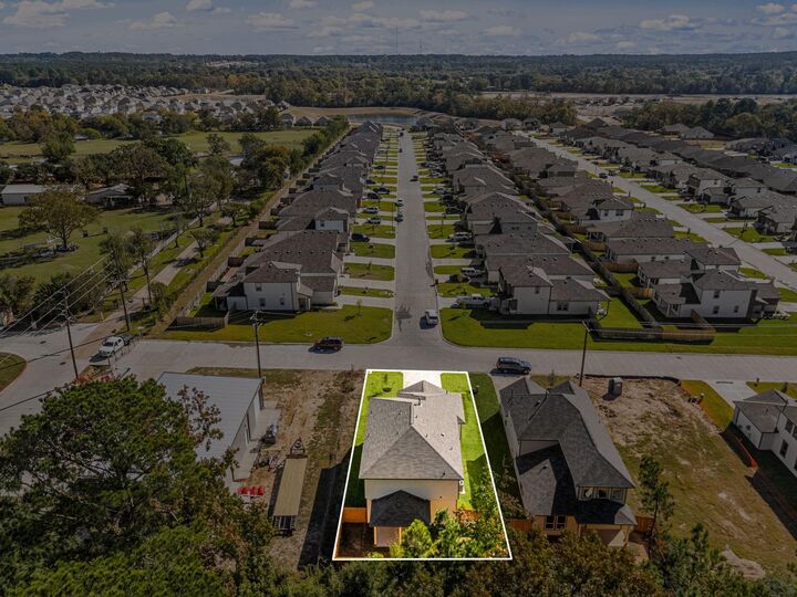 Property Photo:  12247 Danza Drive  TX 77318 