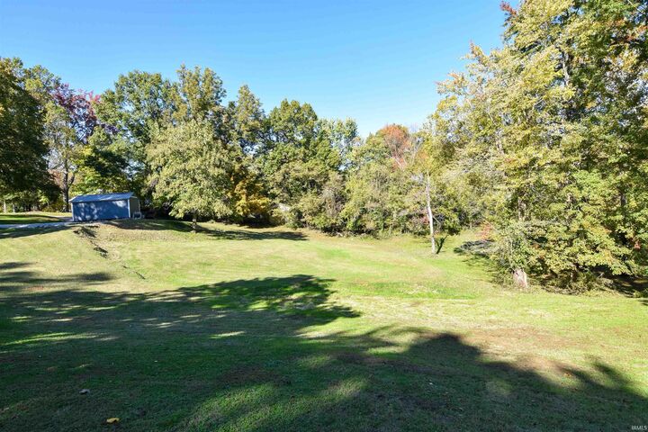 Property Photo: 4821 Stringtown Road IN 47711