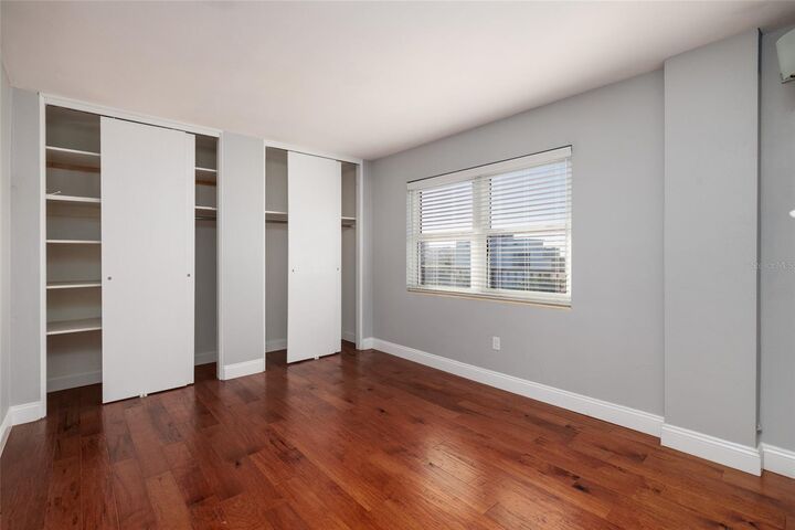 Property Photo:  750 Burlington Avenue N 5B  FL 33701 