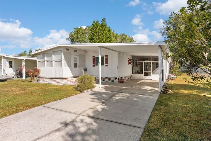 Property Photo:  1610 Reynolds Road 98  FL 33801 