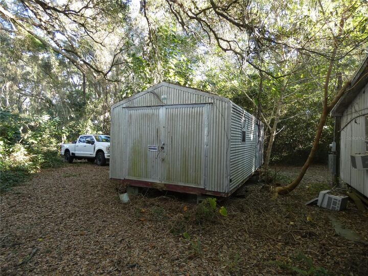 Property Photo: 13701 NE 10th Court FL 32113