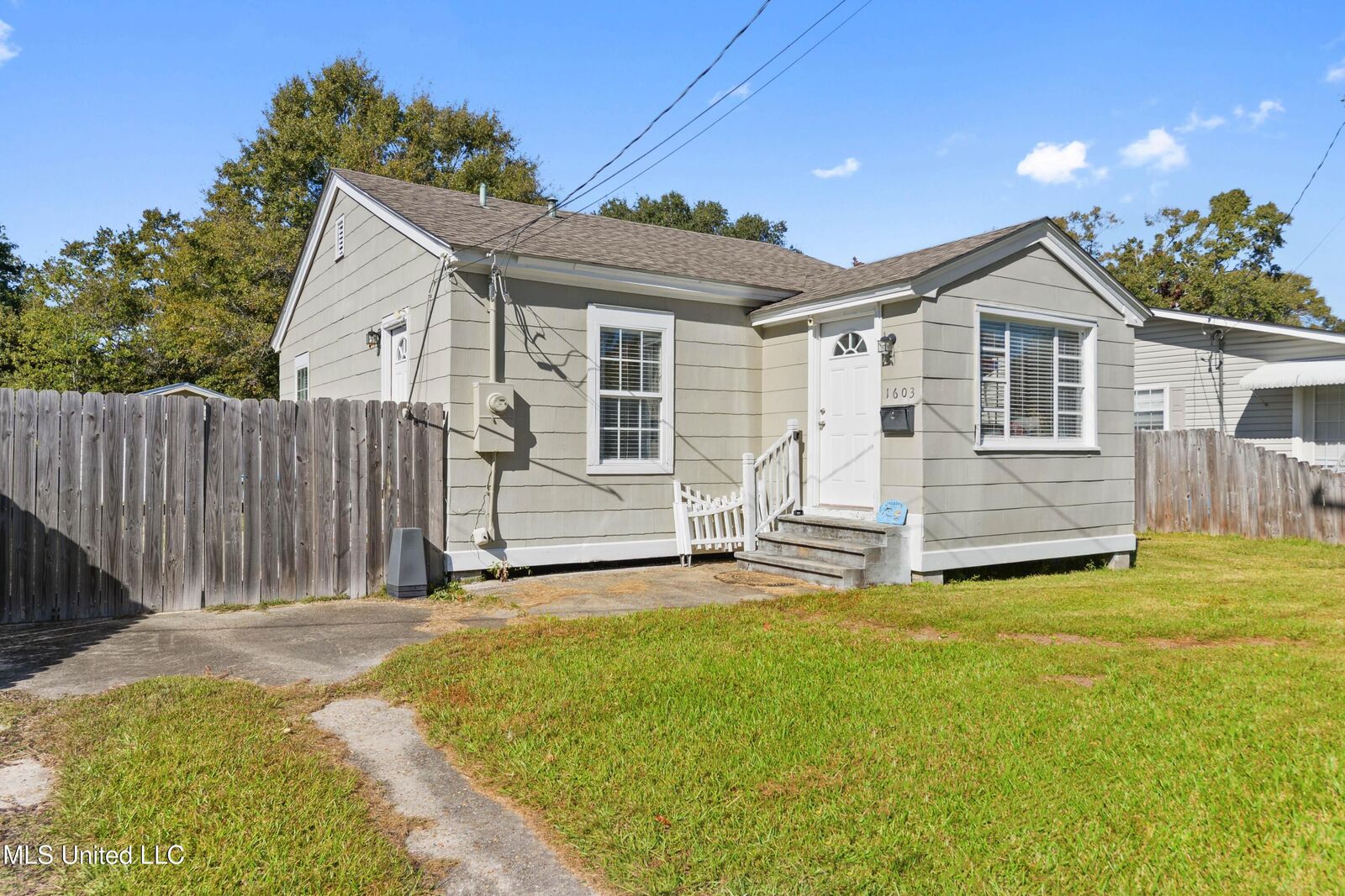 Property Photo:  1603 Williams Street  MS 39567 