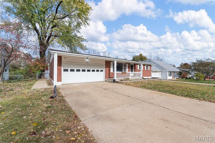 Property Photo: 1409 Belleau Lake Drive MO 63366