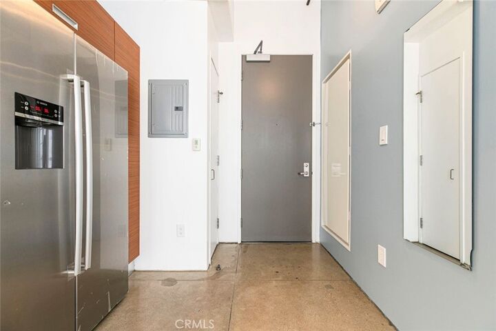 Property Photo:  746 S Los Angeles St 1009  CA 90014 