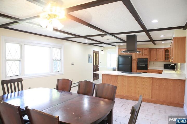 Property Photo:  2 Harvey Avenue A  NJ 07662 