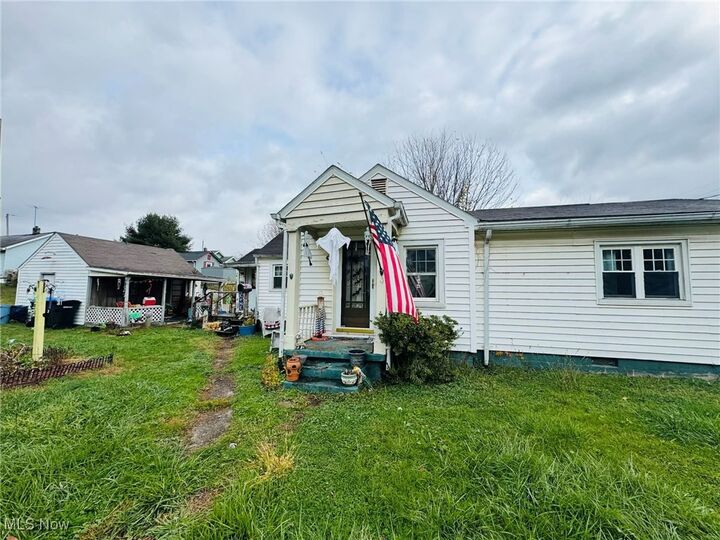 Property Photo: 2132 Osceola Avenue OH 43701