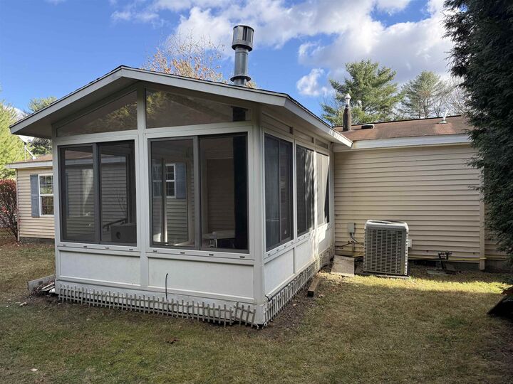 Property Photo:  24 Magnolia Lane  NH 03220 