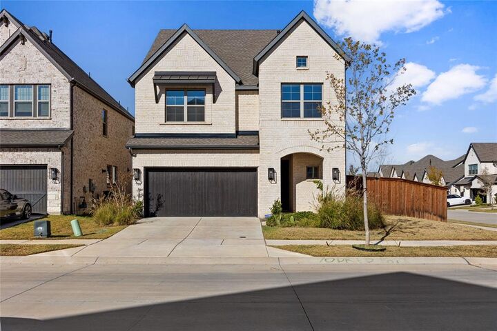 Property Photo:  700 Red Fork Drive  TX 75056 