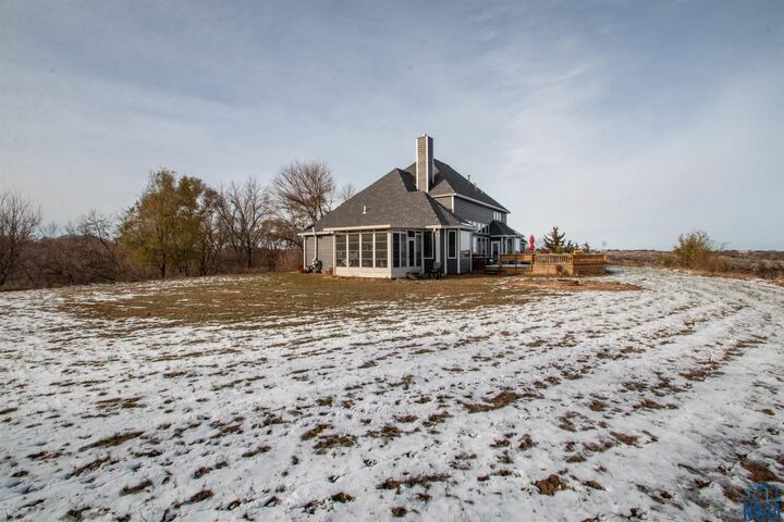 Property Photo: 4640 Perry Way IA 51104