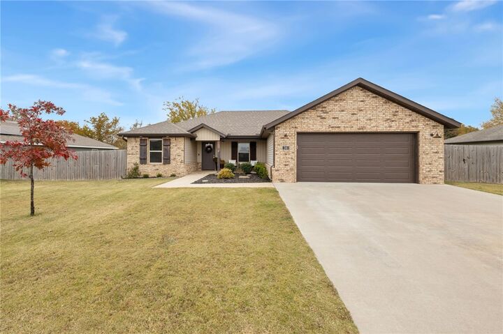 34 W Kiowa Street  Farmington AR 72730 photo