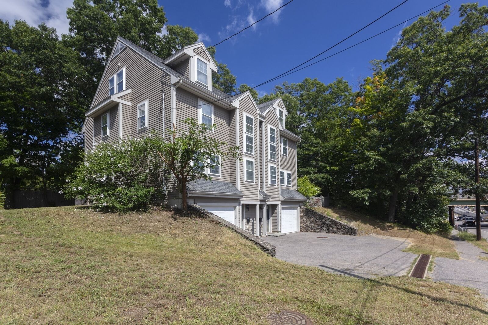 Property Photo: 1077 Boylston St 1 MA 02461