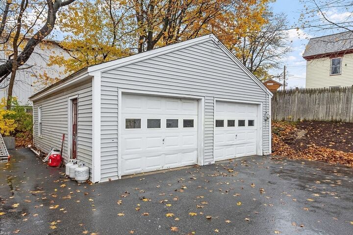 Property Photo: 39 Park Street 2B MA 01432