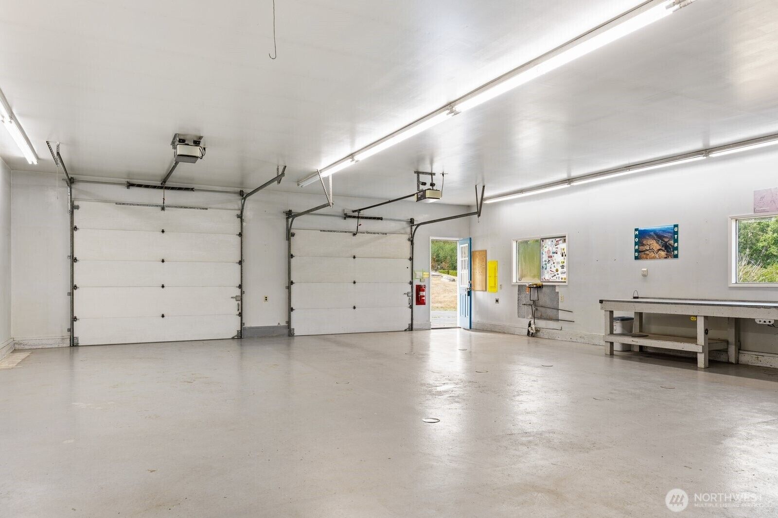 Property Photo:  1856  Boon Road  WA 98277 