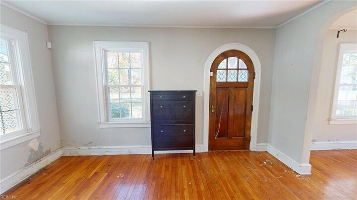 Property Photo: 305 Raleigh Ave VA 23661