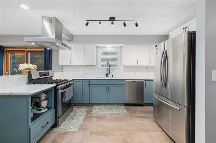 Property Photo:  5 Cyr Court  RI 02893 