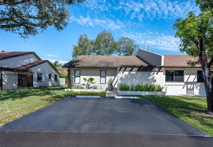 Property Photo: 9673 NW 16th Ct FL 33024