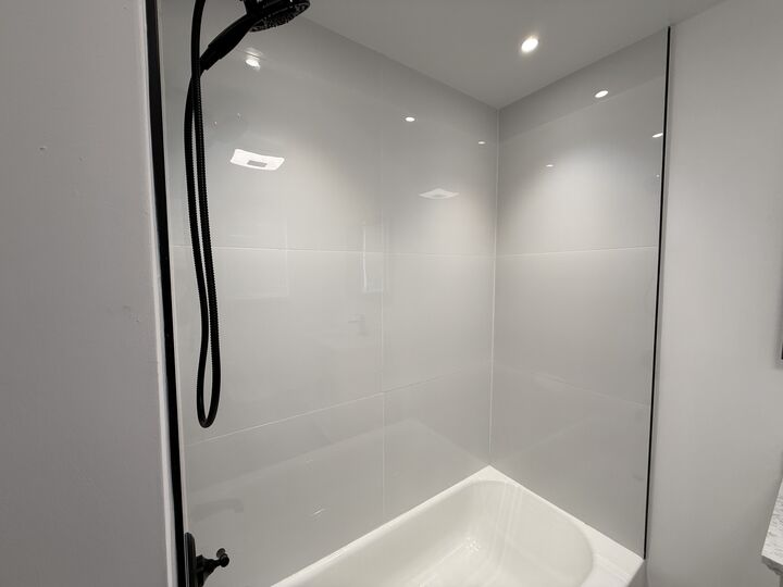 Property Photo: 98 Franklin Avenue CT 06114