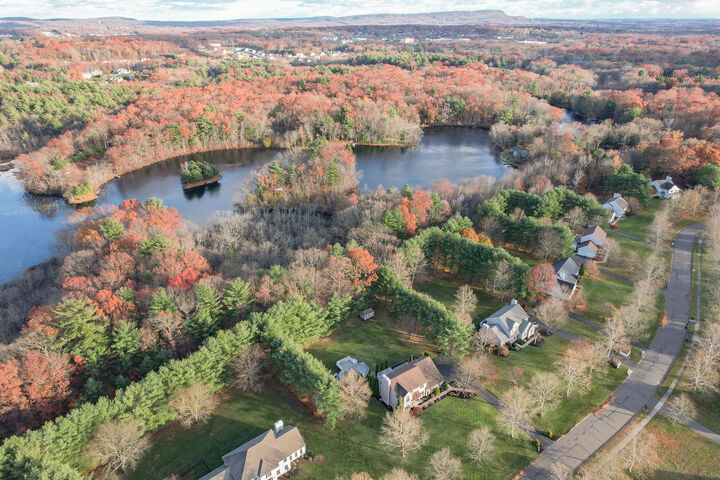 Property Photo:  103 Mountain Pond Road  CT 06489 