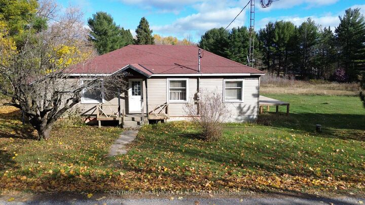 Property Photo: 2436 Henderson Road ON K0H 1B0