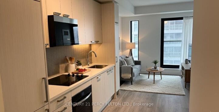 Property Photo: 20 Soudan Avenue 1910 ON M4S 0E2