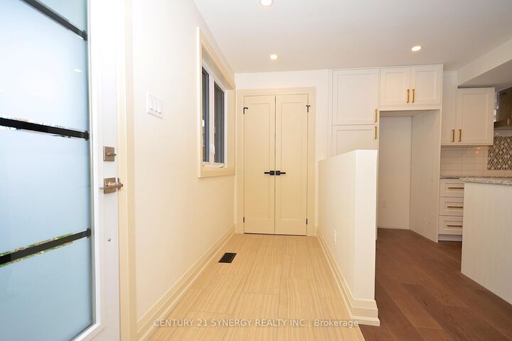 Property Photo:  660 Hochelaga Street 28  ON K1K 2E9 