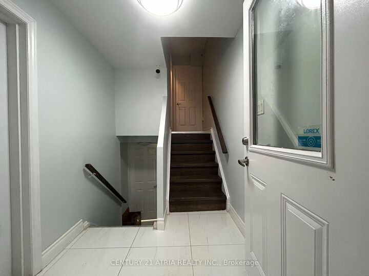 Property Photo:  81 Hollyberry Trail 2nd Floor  ON M2H 2N9 