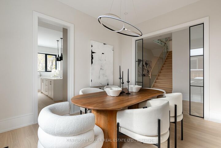 Photo de la propriété:  414 Belvenia Road  ON L7L 2G6 