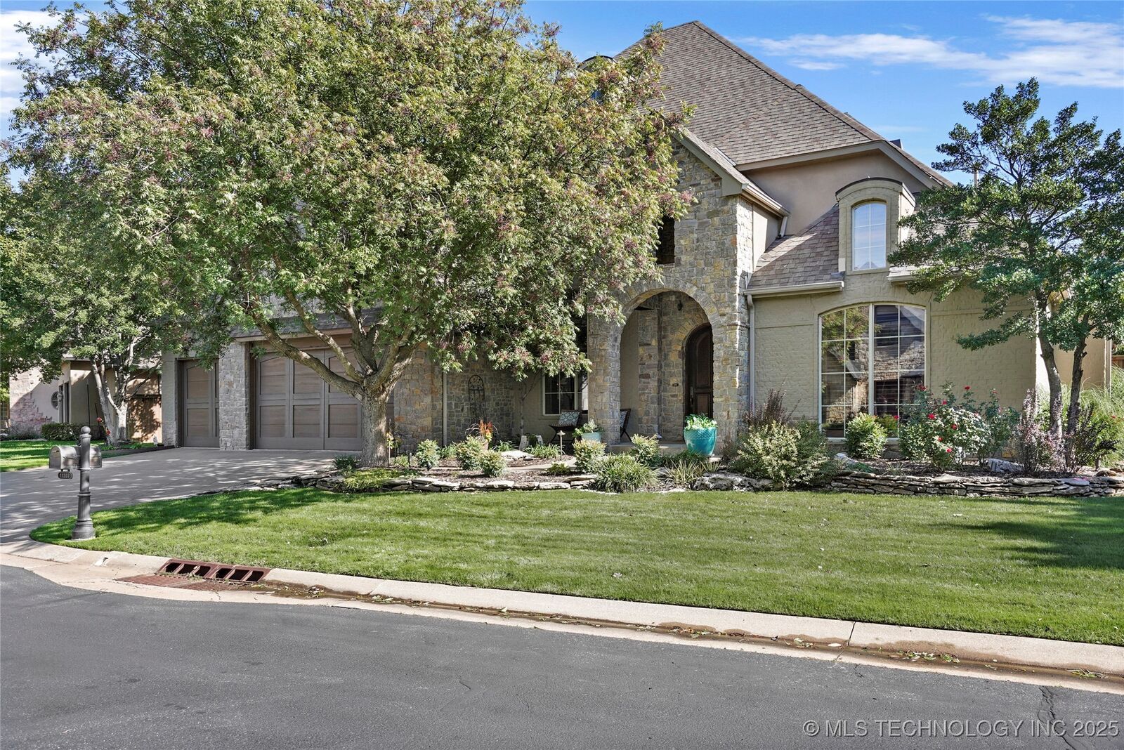 Property Photo:  11307 S College Avenue  OK 74137 