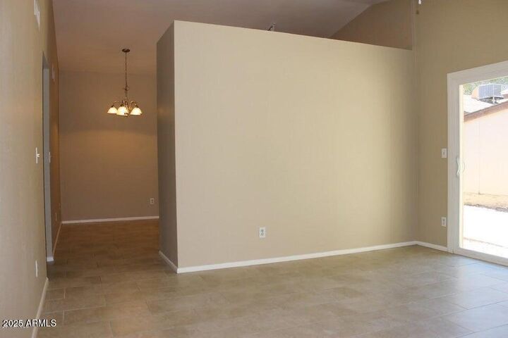 Property Photo: 5135 E Evergreen Street 1165 AZ 85205