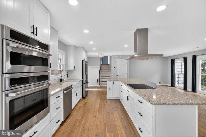 Property Photo:  9201 Willow Pond Lane  MD 20854 