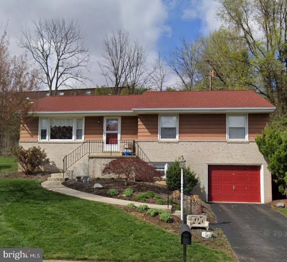 Property Photo:  5 Craig Drive  PA 19606 