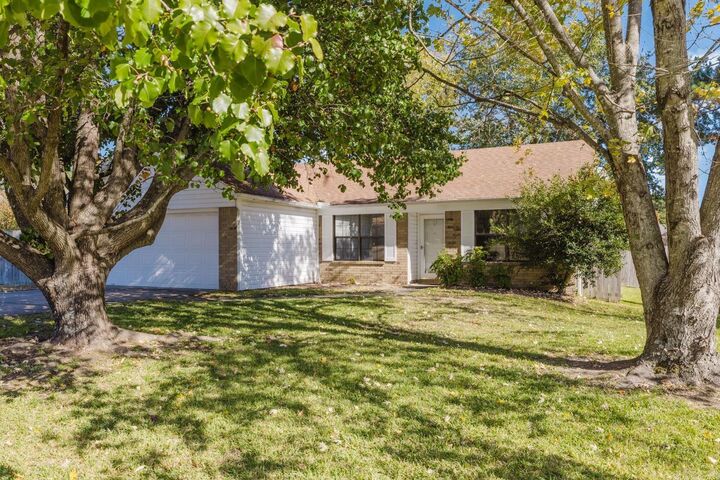 Property Photo:  2918 Forest Drive  AR 72022 