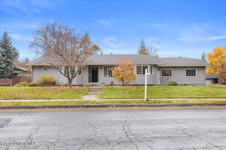 3088 W Fairway Dr  Coeur D'Alene ID 83815 photo