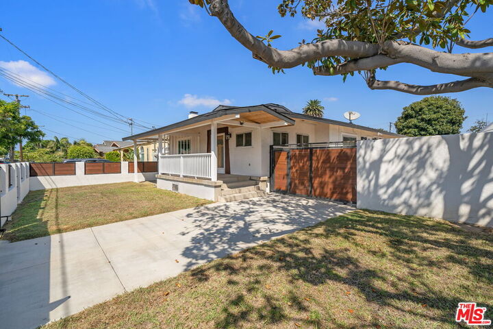 519 Elm Ave  Inglewood CA 90301 photo