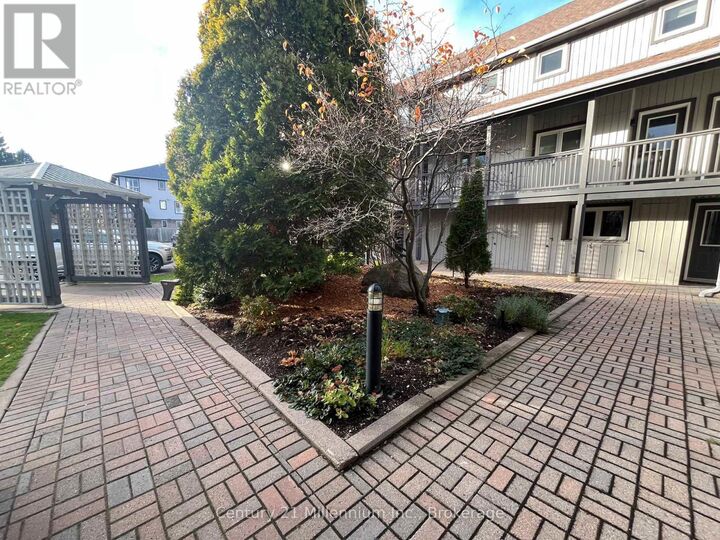 Property Photo: 706 Johnston Park Avenue ON L9Y 5C7