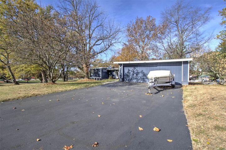 Property Photo: 5 Fenton Drive IL 62521