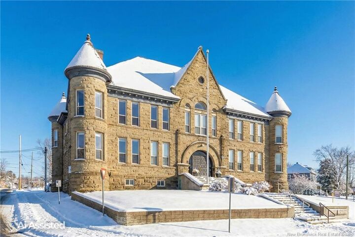 Photo de la propriété:  599 King George Highway  NB E1V 1N9 