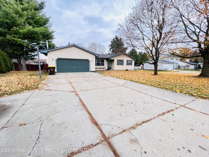 Property Photo:  1207 Flanders Road  MI 48813 